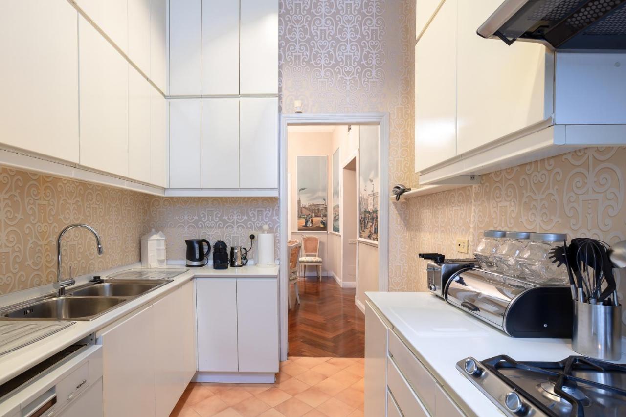 Apartment Colonna Traiana Apartment Rom
