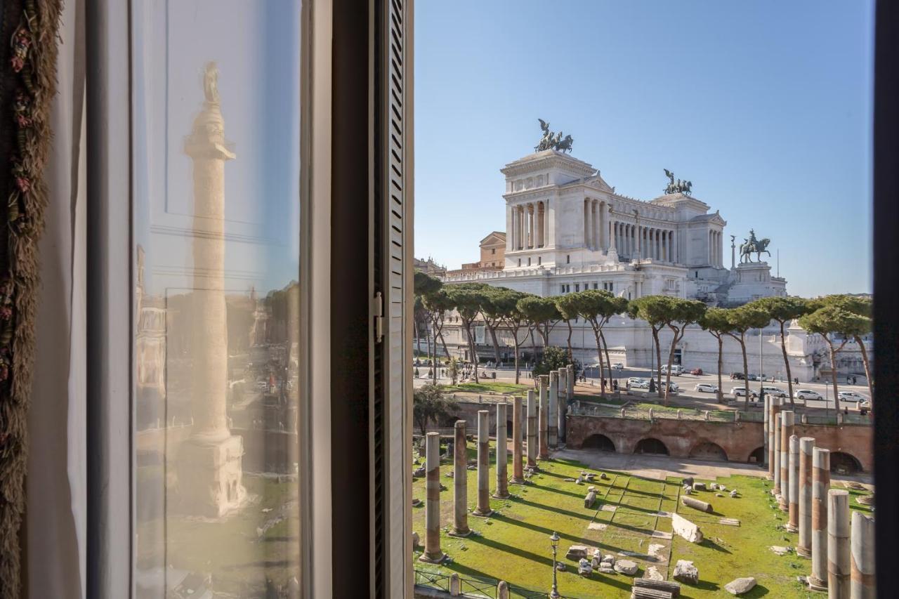 Colonna Traiana Apartment Lägenhet