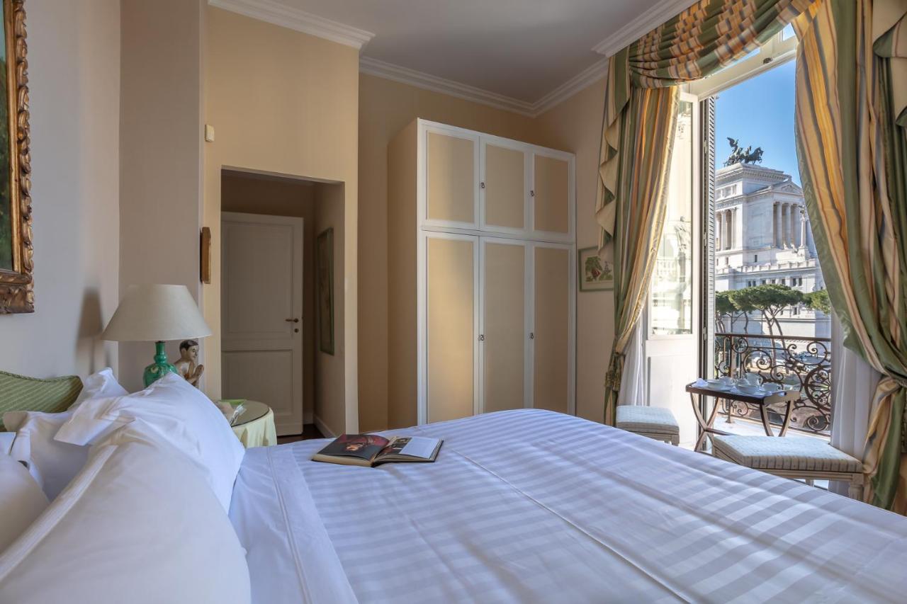 Colonna Traiana Apartment *